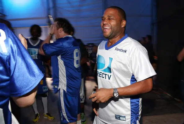 anthony anderson-direct tv celebrity beach bowl-the jasmine brand