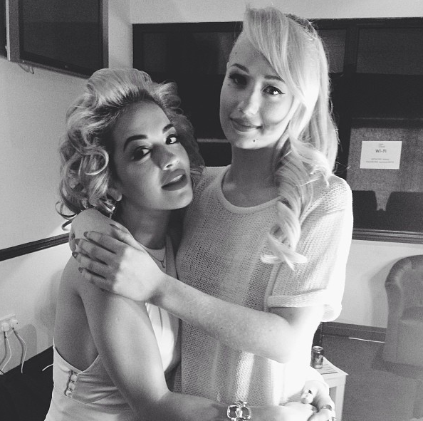 Rita-Ora-Iggy-Azaela-Backstage-Chime-For-Change-2013-The-Jasmine-Brand