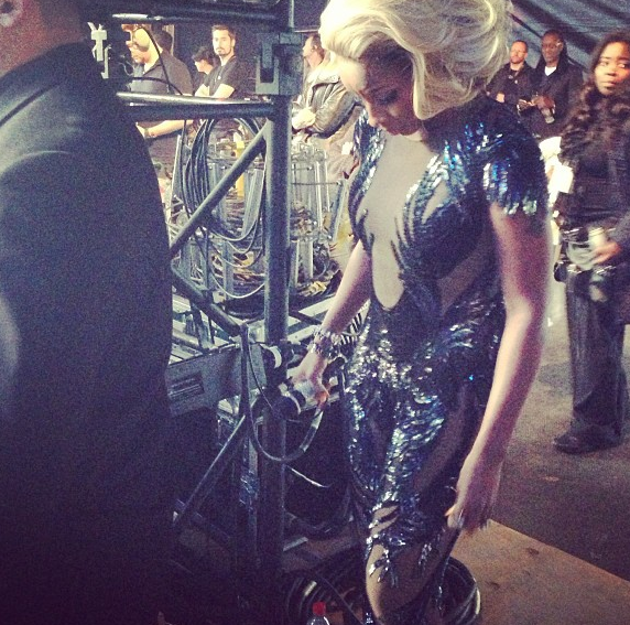 Mary-J-Blige-Chime-For-Change-Backstage-2013-The-Jasmine-Brand