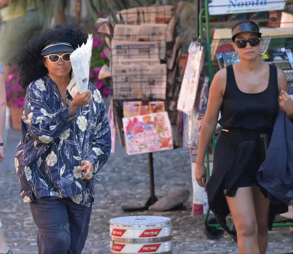 diana ross-ducks photogs portofino 2013-the jasmine brand