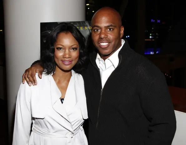 Universal Pictures Screening of NON-STOP Hosted by Hip Hop Hollywood's Kevin Frazier