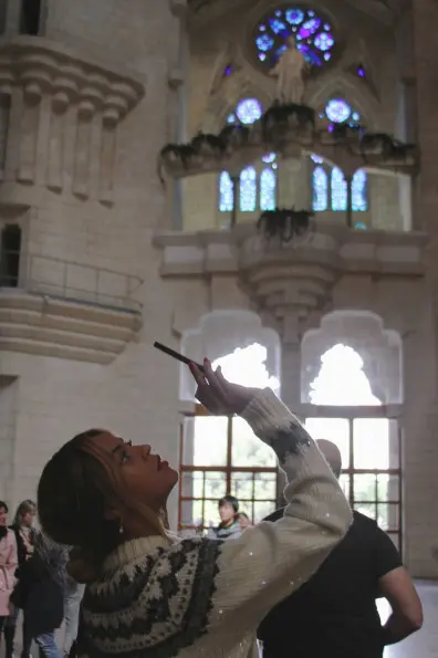 beyonce plays tourist-beyonce-updates tumblr-inside the life of the carters-the jasmine brand