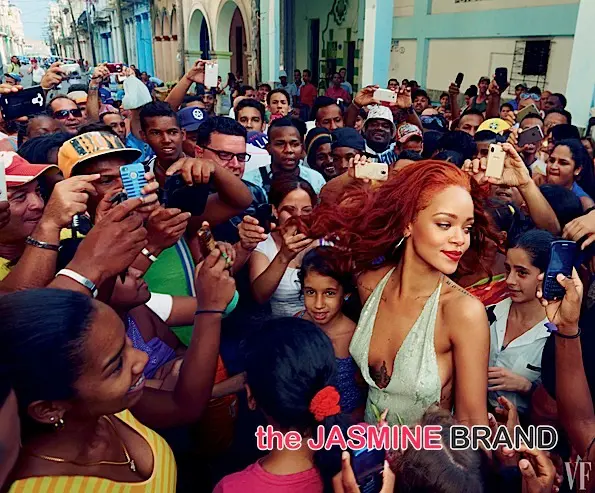 rihanna-november-2015-cover-annie-leibovitz-vf-04