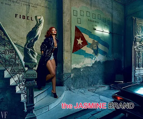 rihanna-november-2015-cover-annie-leibovitz-vf-05