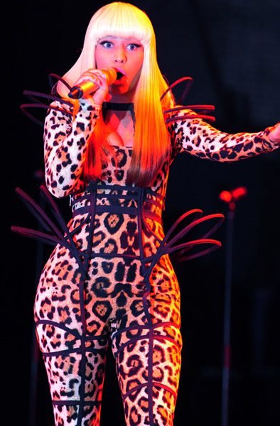 Nicki Minaj Leopard Print Hair. Christmas night, Nicki Minaj,