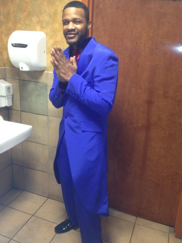 jaheim_electric-blue-suit.jpg