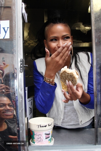 Cassie Throws Ice Cream Party For New York Fans Thejasminebrand 