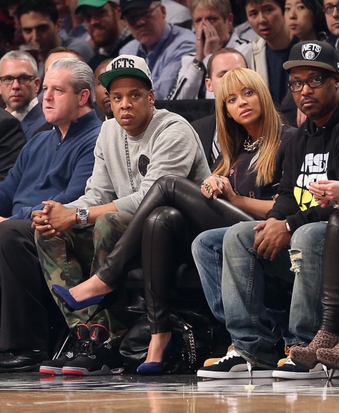 Jay-Z-Brookly-Nets-Courtside-The-Jasmine-Brand.jpg