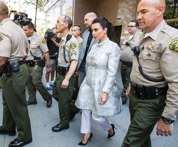 Kim Kardashian Leaving Court After Kris Humphries Divorce Hearing