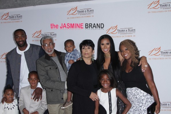 Gilbert Arenas & Laura Govan with their children and Laura's family.