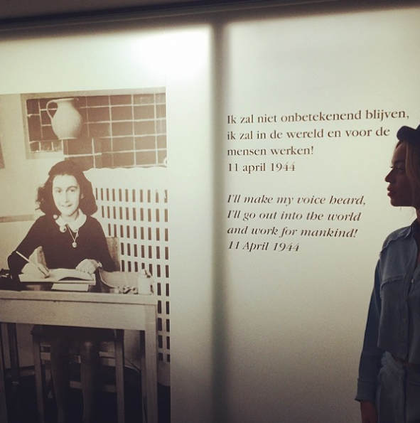 Beyonce-Visits Anne Frank Museum-2-The Jasmine Brand