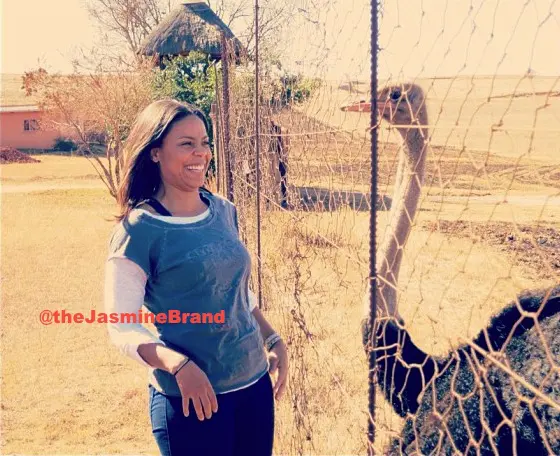 Sanaa Lathan & Actress BFF’s Hit Johannesburg + Play Nice With Wild Kingdom