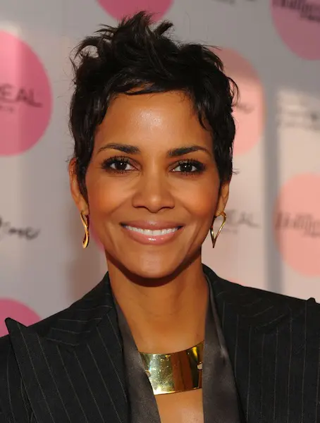 [Updated] Halle Berry Injures Head on Concrete, Rep Releases Statement