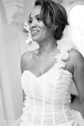 [UPDATED] Photos of Evelyn Lozada & Ochocinco’s Divorce Papers