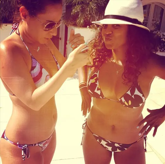 Stop & Stare : Keshia Knight Pulliam Debuts Bikini Body + Kim Kardashian’s Split Personalities