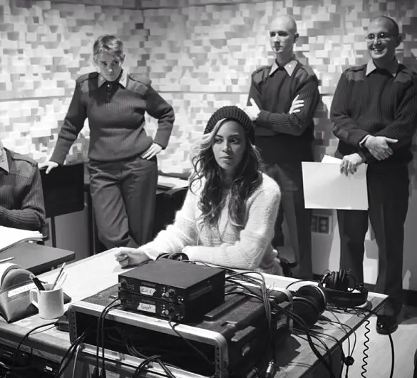 [Photos] Beyonce Plays DC Tourist & Rehearses for Inauguration