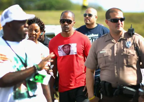 Jamie Foxx Travels to Miami, Attends Trayvon Martin Peace Rally + Teyana Taylor Parties in ATL