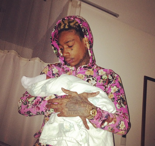 Amber Rose Calls Wiz ‘Best Daddy Ever’, Shows Off Bundled-Up Baby + Mike Tyson Slaps Live Nation With Lawsuit