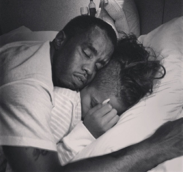 [Photo] Cassie Shares Private Moment Of Boyfriend Diddy In Bed