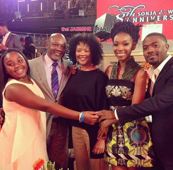 [Photos] Brandy & Ray J’s Parents Celebrate 39th Wedding Anniversary