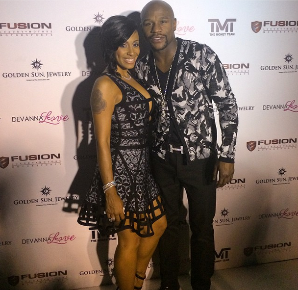 [Photos] Floyd Mayweather Hosts BBQ & Appreciation Dinner