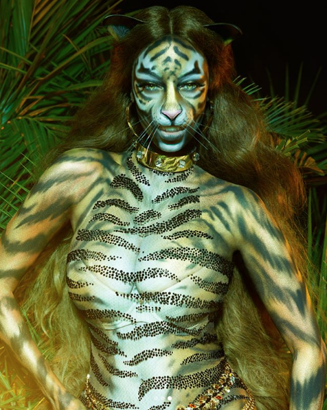 Tyra Banks Rocks Five Foot Wig, Prosthetics For Tiger Transformation [Photos]