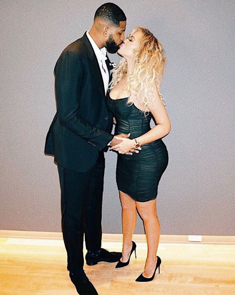 Khloe Kardashian & Tristan Thompson Reveal Sex of Unborn Baby!