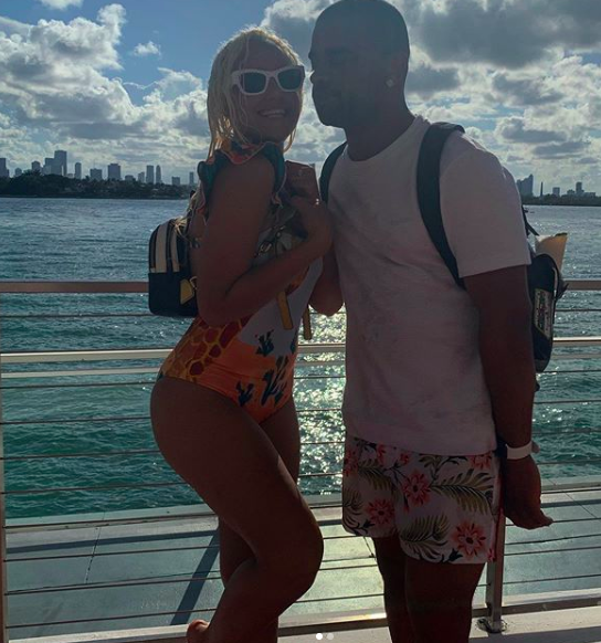 Raz B Gifts Girlfriend With A Mercedes Benz [VIDEO]