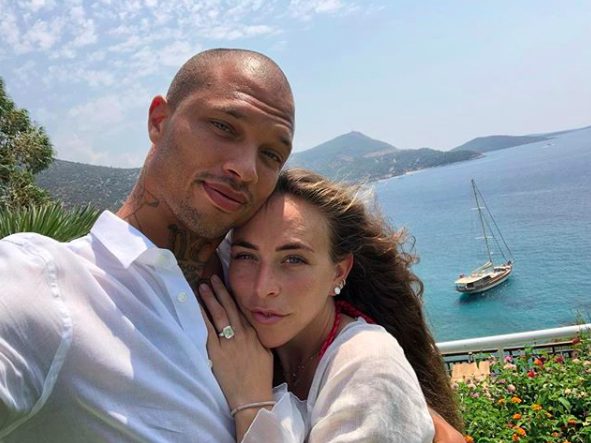 #PrisonBae Is Single! Jeremy Meeks & Chloe Green Split