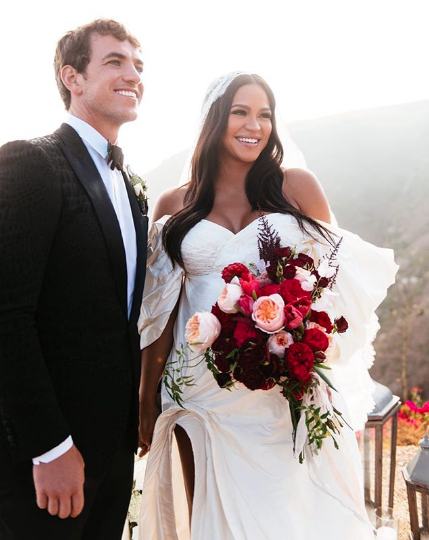 Cassie & Alex Fine’s Wedding Photos!