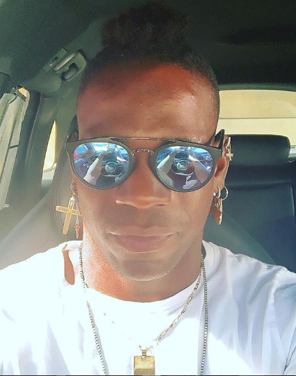 Soccer Star Mario Balotelli Walks Off Field Over Racists Taunts From Fans [VIDEO]