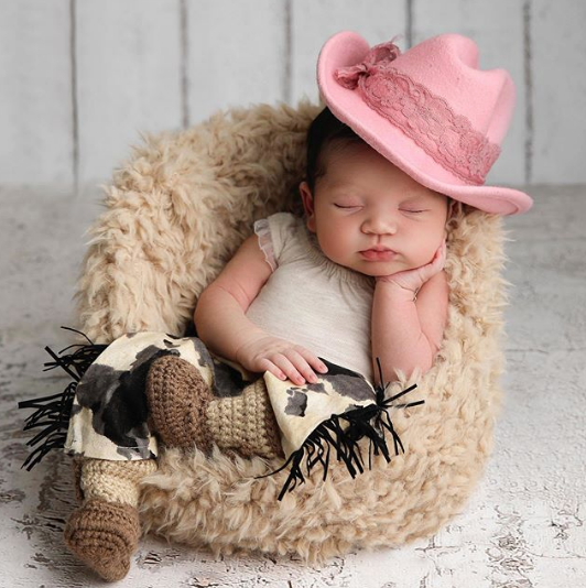 Cassie & Alex Fine Debut Baby Girl Frankie! [Photos]