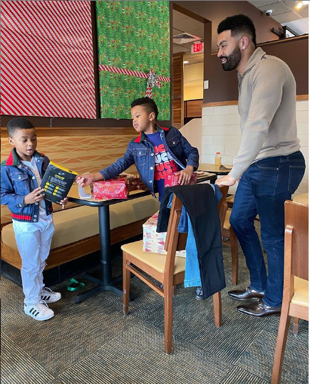 Apollo Nida Posts His Sons For 1st Time, Since Release From Jail: Thanks For Remaining Strong While Daddy Was Away!