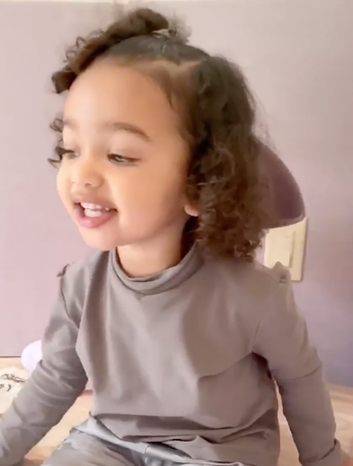 Kim Kardashian’s Daughter Chicago West Sweetly Sings: Jesus I Love You [VIDEO]
