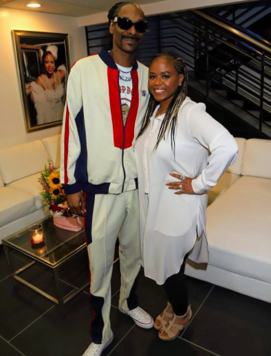 Snoop Dogg Publicly Thanks His Wife After His Old Cheating Rumors Resurface: You Deal w/ Me On My Worst Days