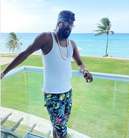 Beenie Man Lashes Out At Billboard For Leaving Him & Bounty Killer Off Cover