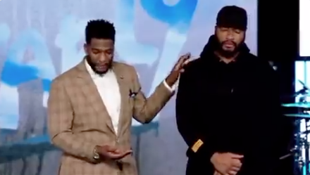 Update: Pastor Mike Todd Apologizes After Rubbing Spit On A Man’s Face During Sermon, Calls It Disgusting