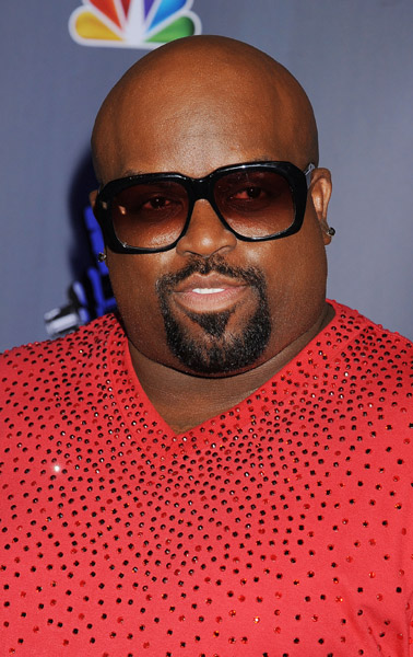 Because He Can, Cee-Lo Green Rocks Flip Flops on Red Carpet.