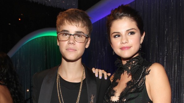 Justin Bieber Asks Mommy For Permission For Sleepover With Selena ...