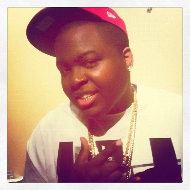 Video Footage :: Did Sean Kingston Hit A Car And 