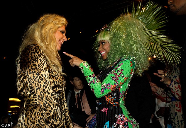 Nicki Minaj And Prince To Share Stage For Versace - That Grape Juice