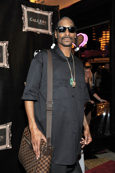 Snoop And His Man Bag I Mean Briefcase Party In Las Vegas