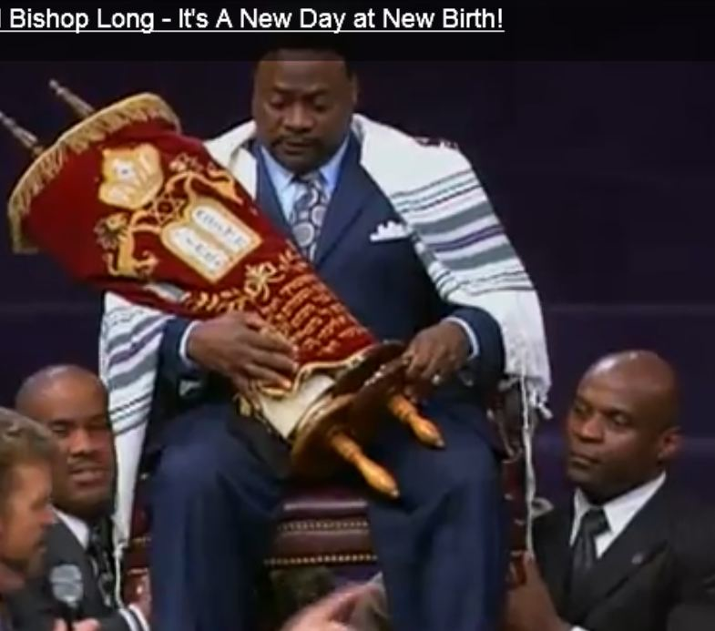 Bishop Eddie Long Cuts Settlement Deal With Four Young Men Who Accused Him Of Sexual Misconduct