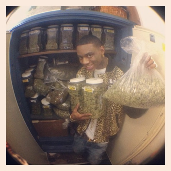 Lauriann Shows Us Her Mama, Soulja Boy Shows Us His Weed Stash + Keke ...