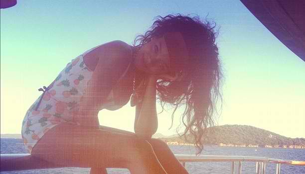 Boats & Hoes :: Rihanna’s Sea Side Vacation Continues