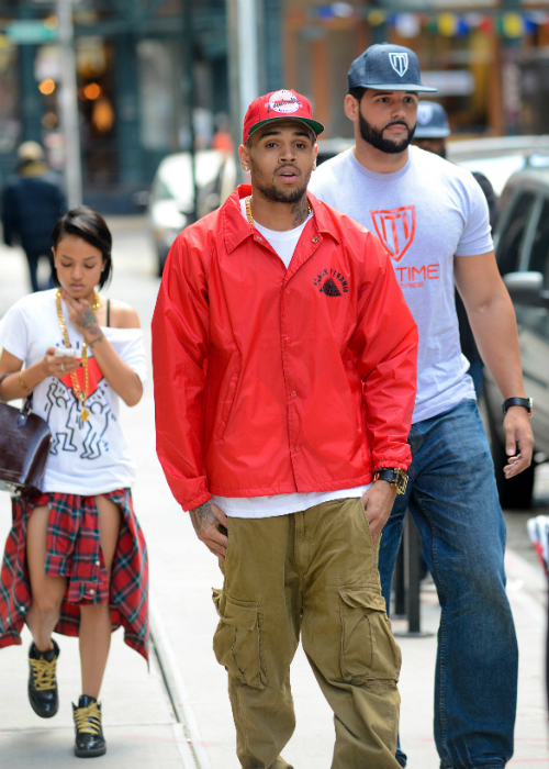 Chris brown cargo clearance shorts