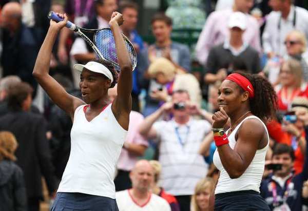 Serena & Venus Williams Win Olympic Doubles, But Forget to C-Walk