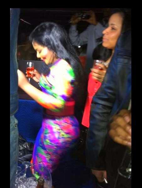 [Photos] Lil Kim Parties at Miami Night Club