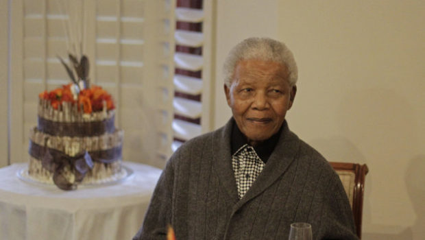 After 13 Days, Nelson Mandela Still In Hospital With Lung Infection