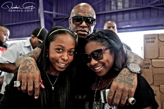 Lil Wayne & Birdman’s Daughters Penning Teen Book + Ashanti’s Washboard Game